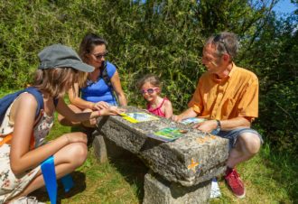 Aventure Jeux® – Le Secret de la Roche Bleue