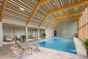 Piscine intérieure