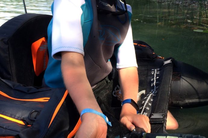 Guidage float-tube pêche aux leurres Jura-Fishing 0820