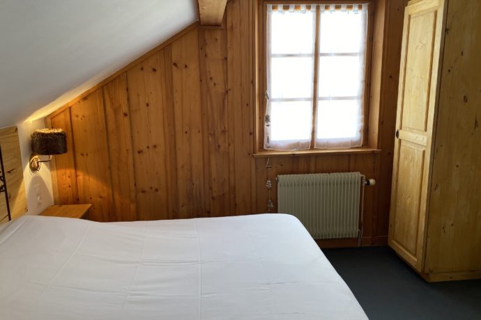 Chambre foret – lit double 140