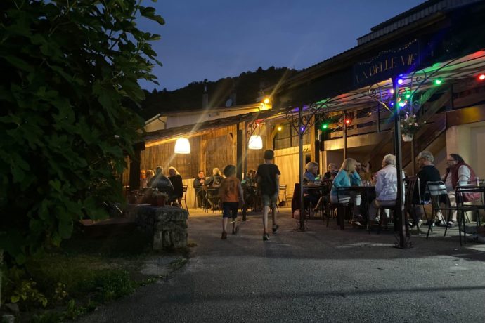 Guinguette la Belle Vie de nuit
