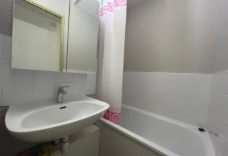 La Roche du creux – Studio en résidence – B402ASTI00