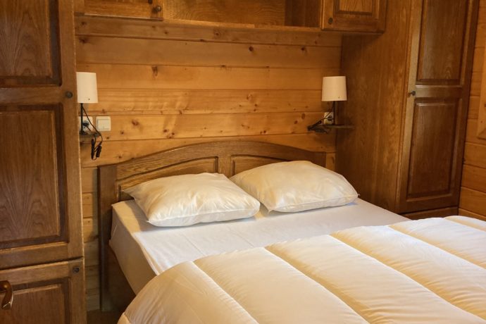 Chambre parentale chalet