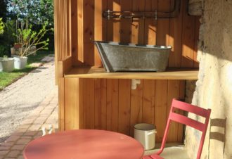 Gîte sous le préau