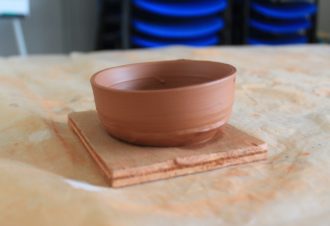 Atelier des savoir-faire – Stages créatifs terre, pierres & métal