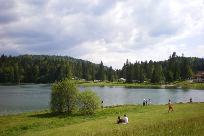 IMGP6609 lac Genin  , pêche et baignade