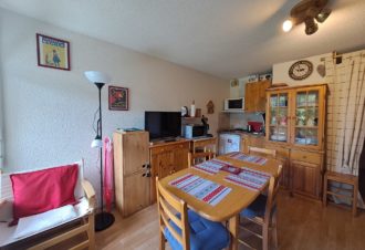 Le Risoux – Studio en résidence – R412KOS00