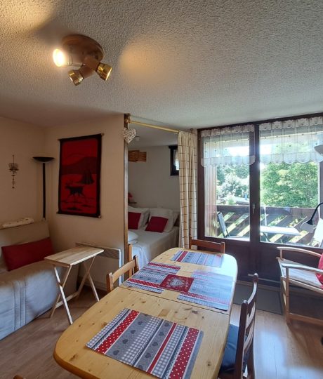 Le Risoux – Studio en résidence – R412KOS00