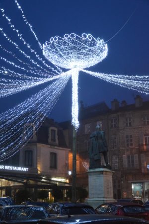 Le Grand Marché de Noël 2025 (Hiver – 05.12.2024) Salins-les-Bains – @OT (41)