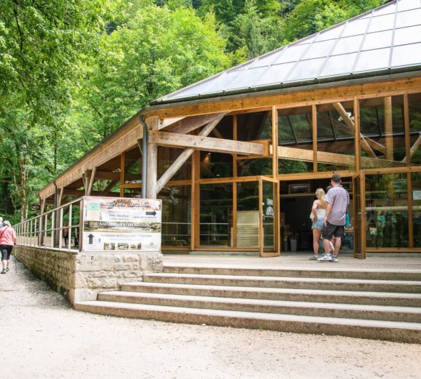 La maison des cascades du Hérisson