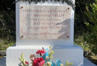 Stèle commandant Valin