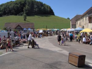 Marché aux puces Montrond