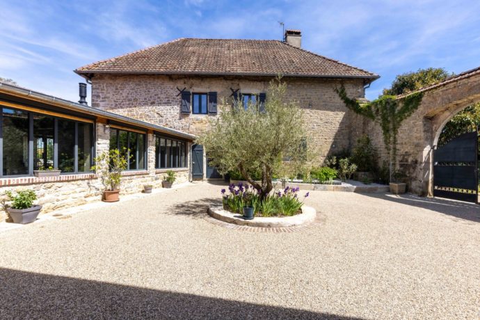 Notre Vieux clos du 14ème siècle