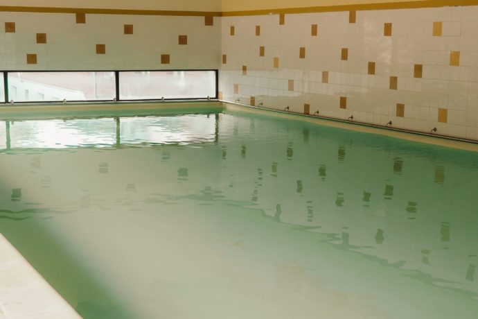 Piscine intérieure et chauffée