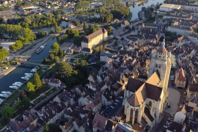 Dole et sa collégiale