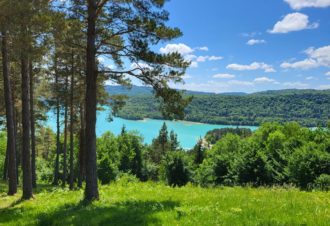Les chalets du lac de Vouglans