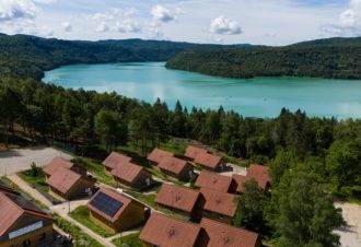 Les chalets du lac de Vouglans