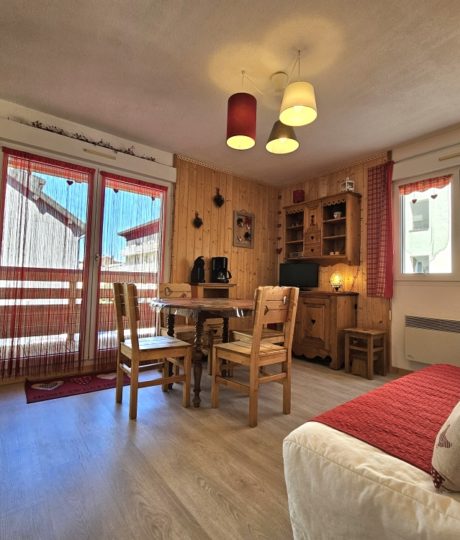 Les Tavaillons – Studio en résidence – R313PIE00