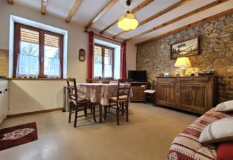 Appartement en maison mitoyenne – R412BAI74