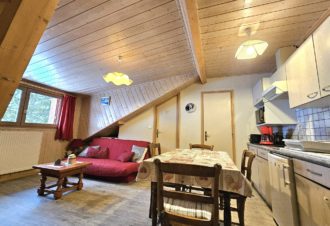 Appartement en maison mitoyenne – R522BAI00