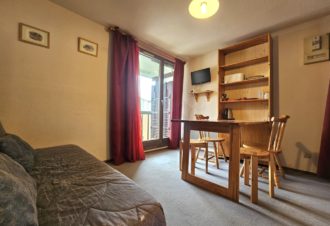 Le Cernois – Studio en résidence – P232VAC00