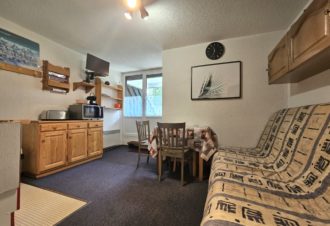 Les Adraits – Studio en résidence – R401VIG00