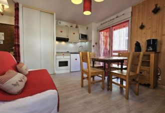 Les Tavaillons – Studio en résidence – R313PIE00