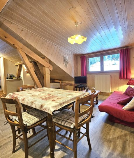 Appartement en maison mitoyenne – R522BAI00