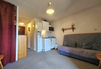 Le Cernois – Studio en résidence – P232VAC00