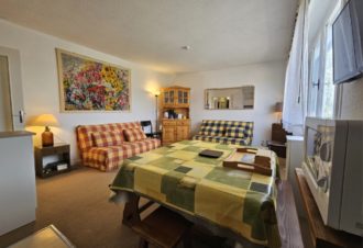 Le Roymont – Studio en résidence – R412LEB00