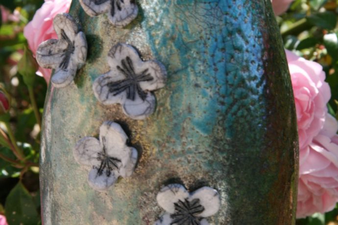 Pages 36-37 Talent et Savoir Faire – Céramiste Raku Le Pasquier (11)