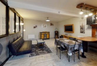 Meublé – Les jours heureux