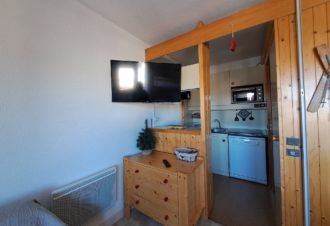 La Serre – Studio en résidence – P432HAC00