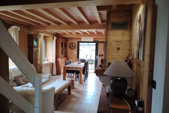 SALON SEJOUR GITE LE CHAMOIS