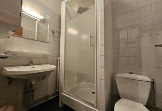 Le Lacuzon – Studio en résidence – R451HEB00