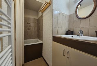 Le Risoux – Studio en résidence – R422CAR00