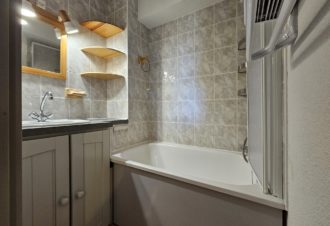 Le Cernois – Studio en résidence – P432GOU00