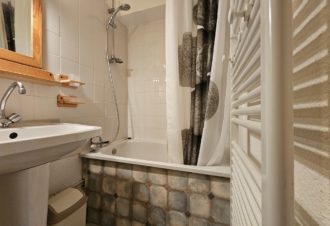 Le Cernois – Studio en résidence – P402PAR00