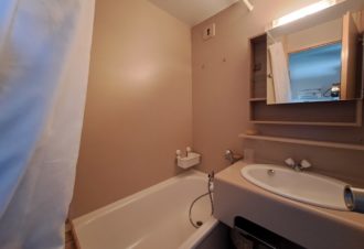 La Serre – Studio en résidence – P432HAC00