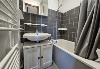 L’Orée des Pistes – Studio en résidence – R422TOUP00