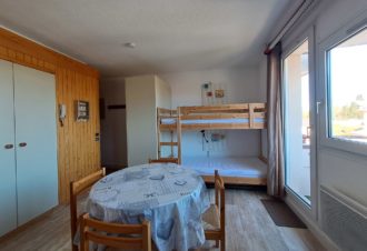 La Serre – Studio en résidence – P432HAC00