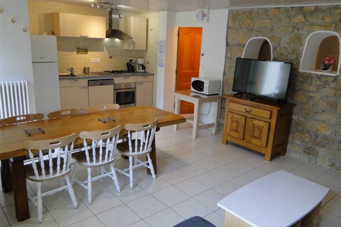 Cuisine – Salle à manger – Salon