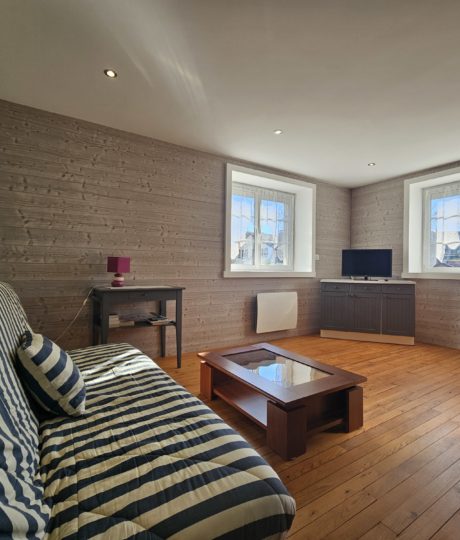 Appartement dans maison – R612BONPA