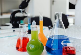 Atelier famille : Science des couleurs 4-7 ans !