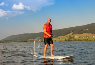 Lac des Rousses : activités nautiques et baignade surveillée