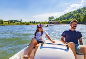 Lac des Rousses : activités nautiques et baignade surveillée