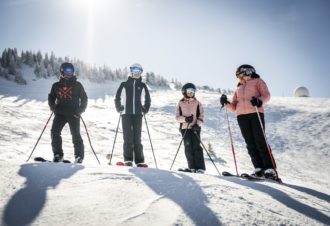 Jura sur Léman : domaine skiable franco-suisse