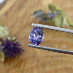 Spinelle violet 258 cts