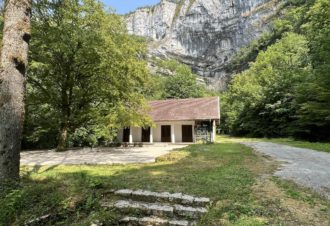 La Terrasse des Grottes