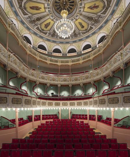Le Théâtre – Scènes du Jura